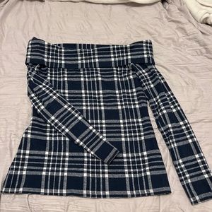 Banana Republic off the shoulder top